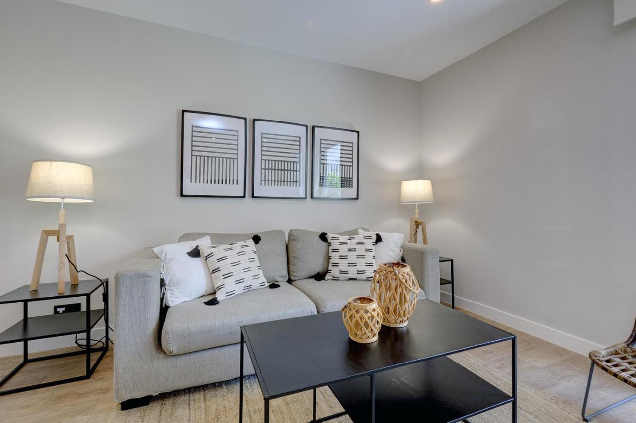 Stylish 2 Bedroom Apartment In Estepona Old Town Eksteriør bilde