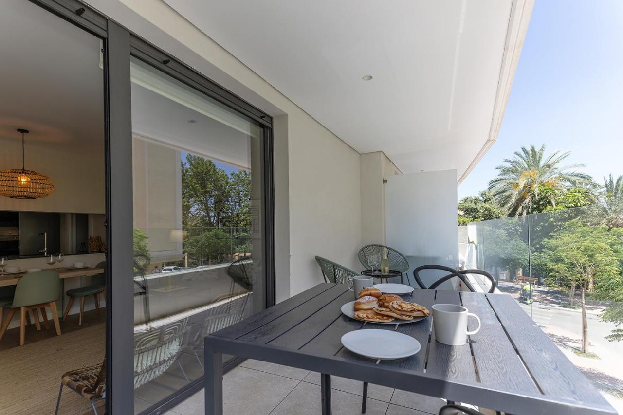 Stylish 2 Bedroom Apartment In Estepona Old Town Eksteriør bilde
