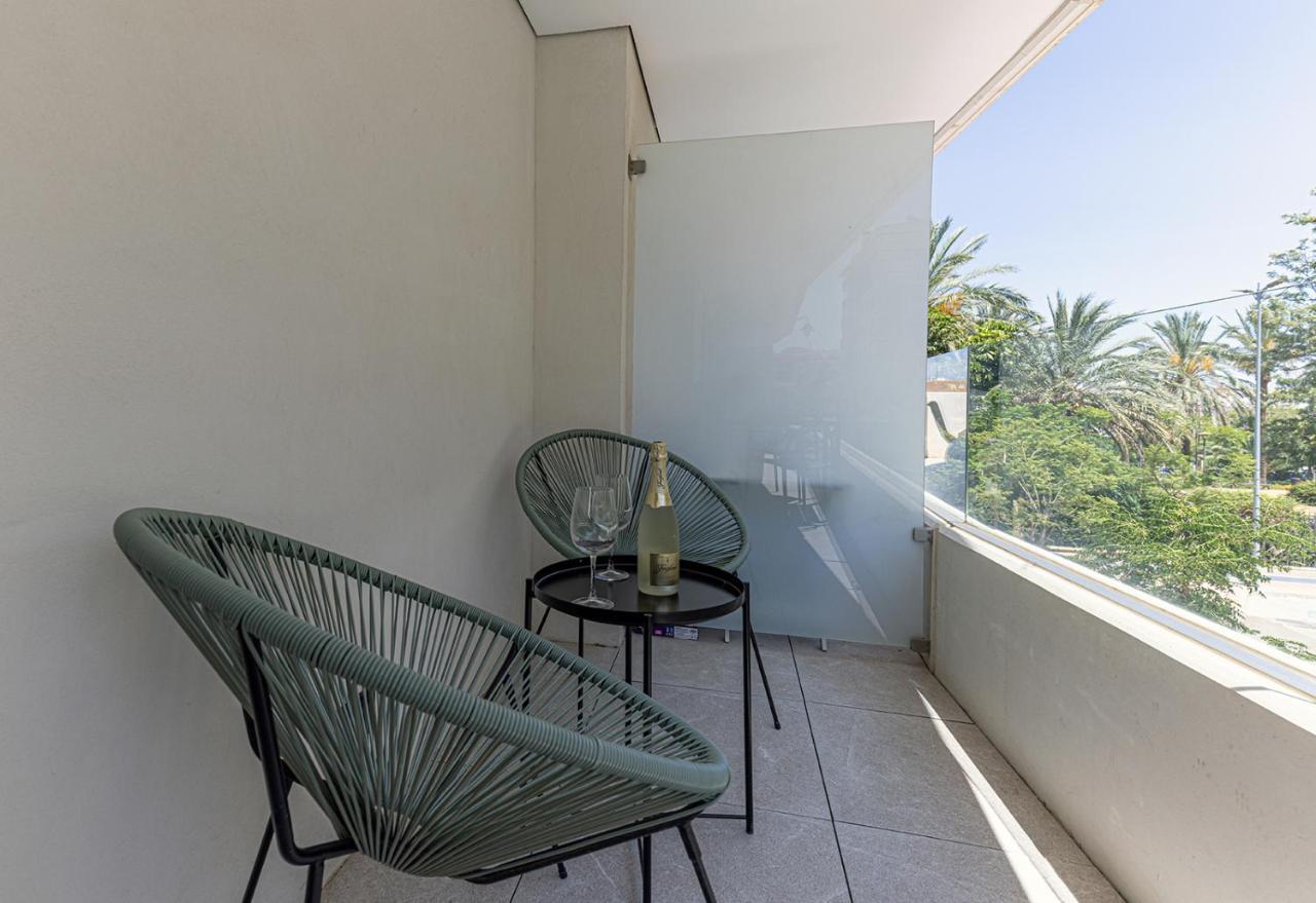 Stylish 2 Bedroom Apartment In Estepona Old Town Eksteriør bilde